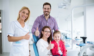 Family visiting dentist in Marlton